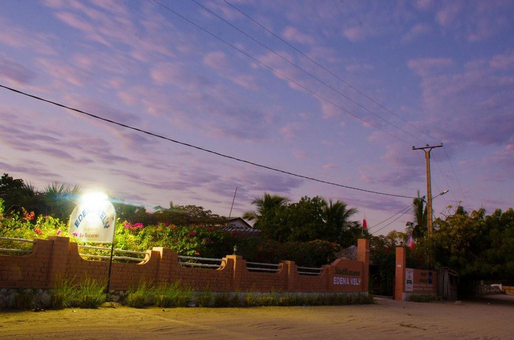 Edena Kely Hotel Mahajanga Exterior foto